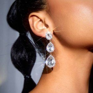 Silver Water Drop Earrings NEW Vintage Style Winter Fashion Valentine's Day Gift